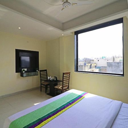 نيودلهي Hotel Paragon Suites المظهر الخارجي الصورة