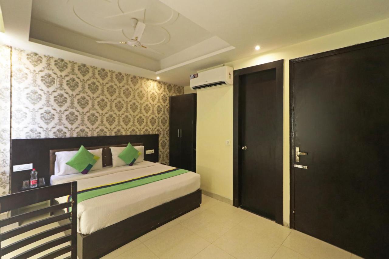 نيودلهي Hotel Paragon Suites المظهر الخارجي الصورة